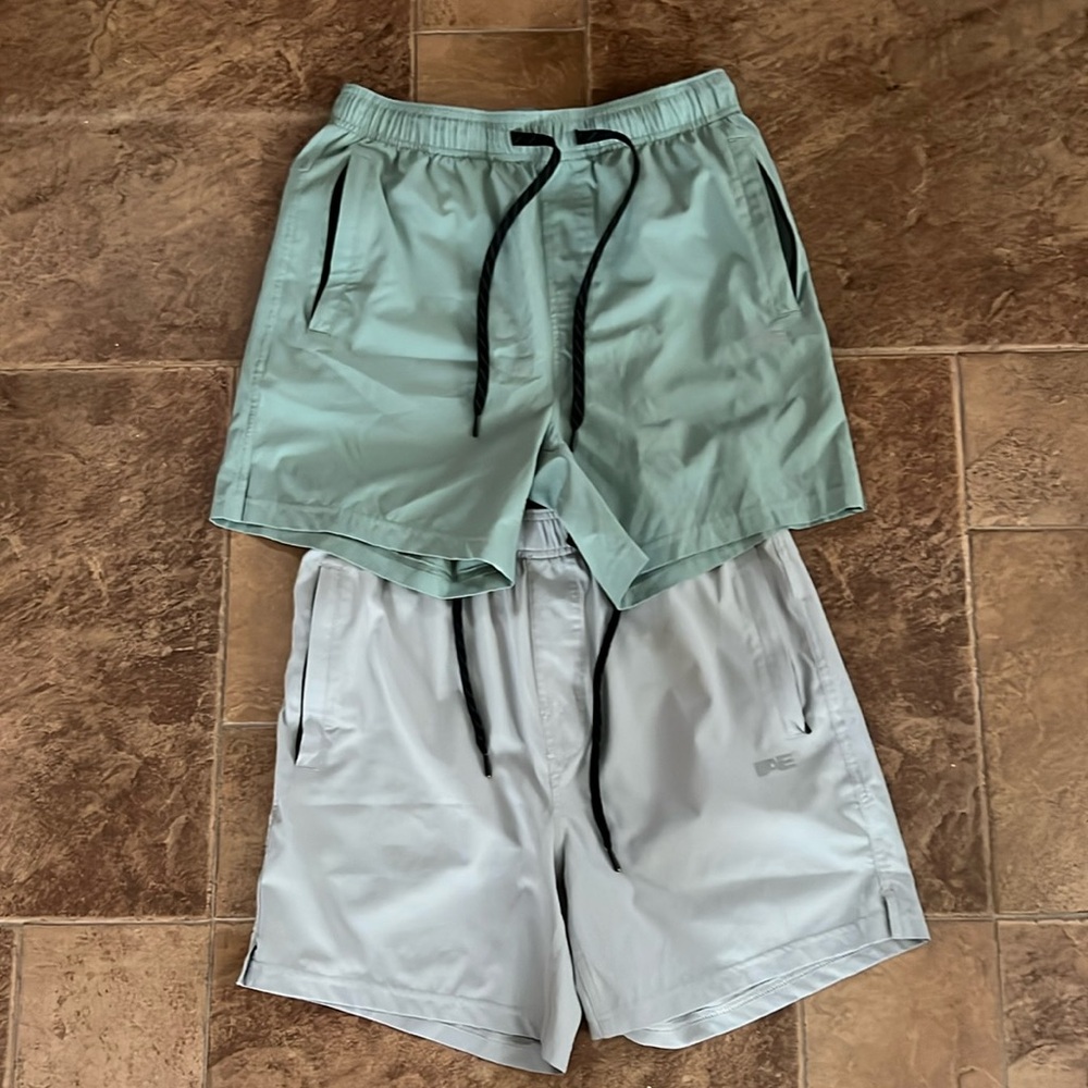 American Eagle 2 pair of shorts